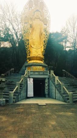 Suwon- Buddha